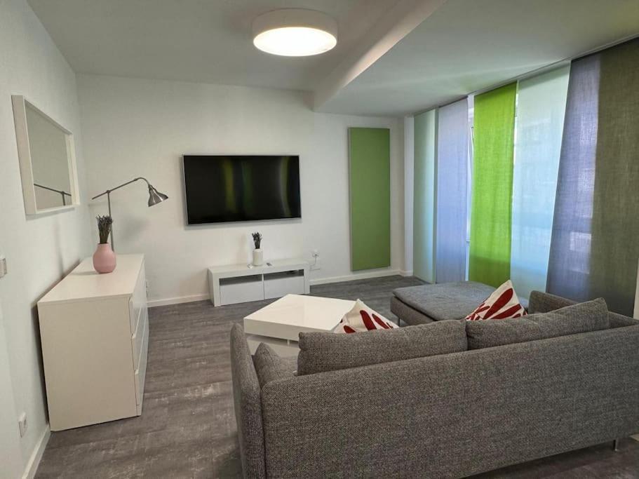 Sleepsoon 4 Nord Apartment Köln Ngoại thất bức ảnh